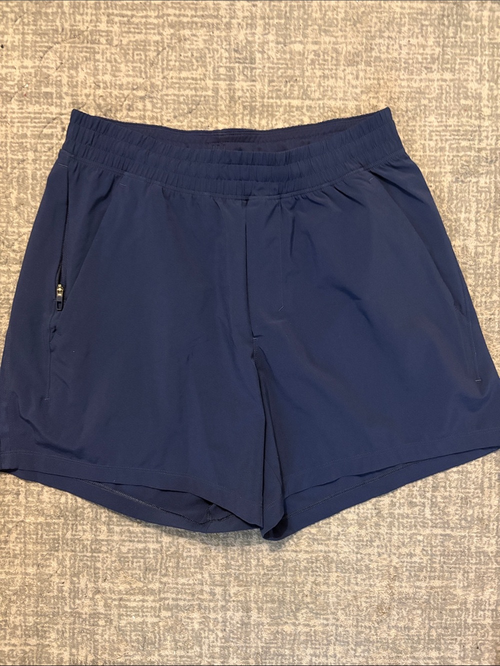 Lululemon Men's Linerless Pace Breaker Shorts in Deep Blue 5”Inseam